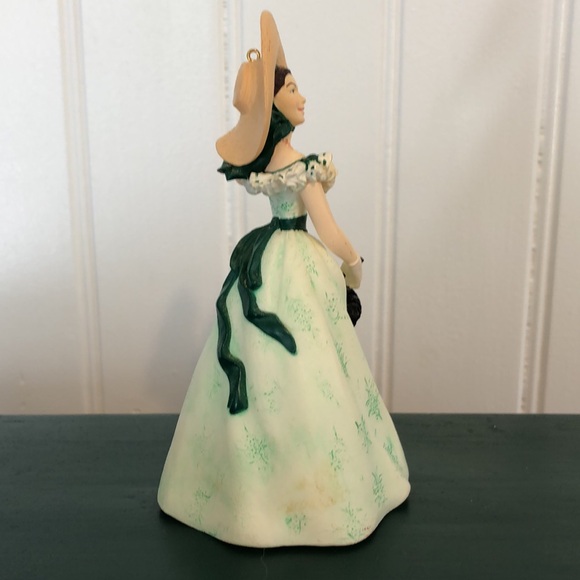 HALLMARK Scarlett O’Hara Gone With The Wind Vintage Christmas Tree Ornament 1998 - Picture 3 of 8